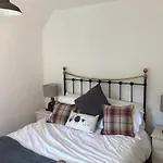 Luxury 3 Bed House On The Estate Of 17Th Century Manor House