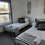 Vetrelax 4Bedroom House With Garden And Parking