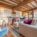 Stylish Rural Cottage With Views Over Fields And The River Stour - The Granary