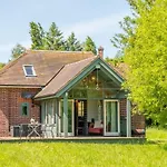Ultimate Constable Country Rural Retreat - The Pump House