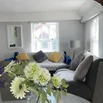 Colchester Town Duplex Apartment