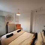 Little Oaks House - A Boutique And Cosy House In Colchester By Catchpole Stays