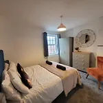 Little Oaks House - A Boutique And Cosy House In Colchester By Catchpole Stays