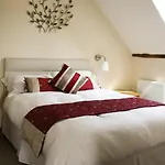 The Hayloft At Carpenters Farm