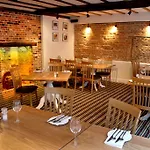 The North Hill Hotel
