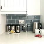 Duchess Apt 1 Serviced 3Br Apartment In Colchester Perfect For Contractors And Families