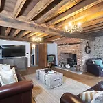Bailiffs Cottage