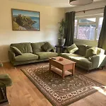 Mersea Island Retreat - 4 Bedroom House