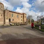 Castle Reach Apartment