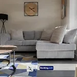 Luxury House By Ar Properties Short Lets & Serviced Accommodation Colchester