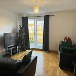 Cozy Private Room With Free Wi-Fi