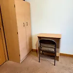 Cozy Private Room With Free Wi-Fi