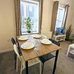 2-Bed, Sleeps 5, 2 Bath, Parking, Wifi