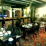 Riverside Hotel