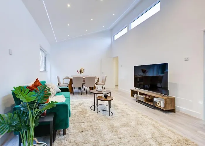 Sleek 3 Bedroom 6 Beds 2 Bath Home