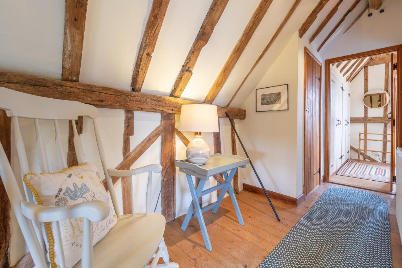 Stylish Rural With Views Over Fields And The River Stour - The Granary *