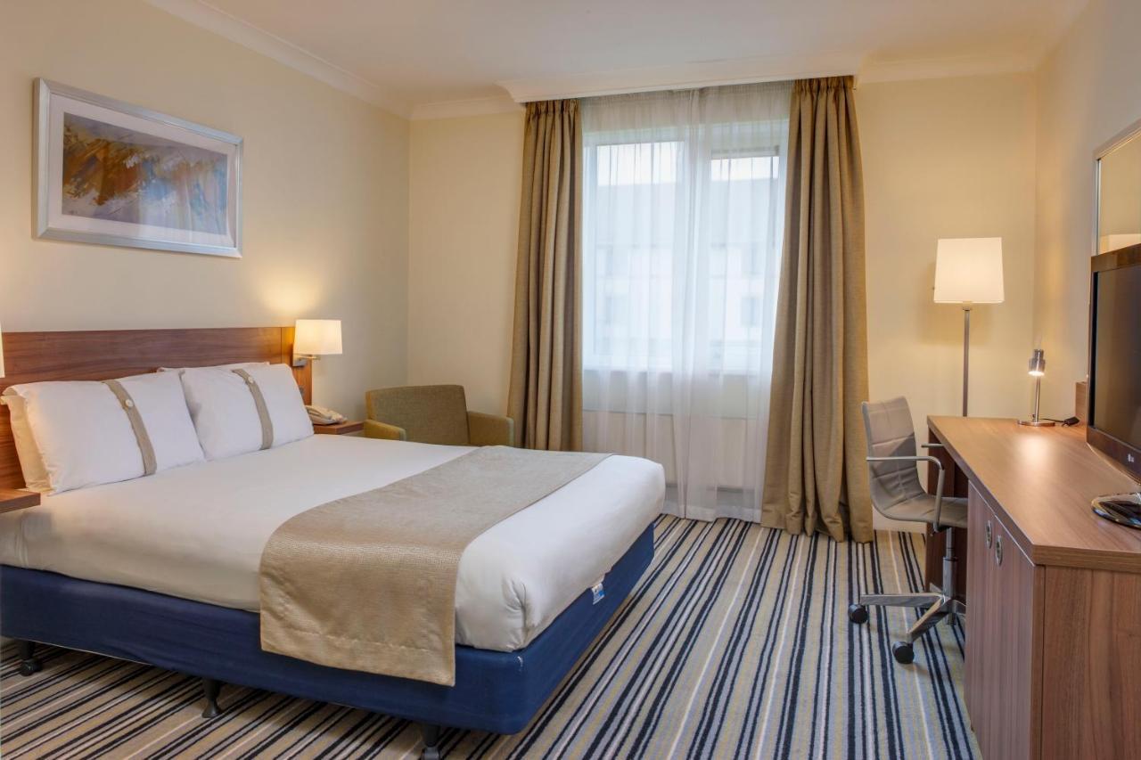 Holiday By Ihg 4*