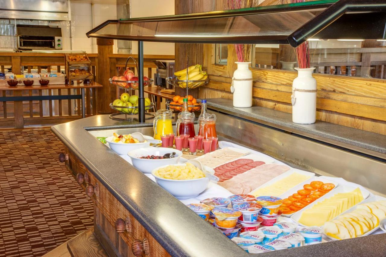 Hotel Holiday By Ihg 4*