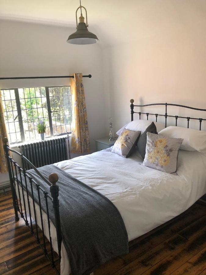 Luxury 3 Bed House On The Estate Of 17th Century Manor House *