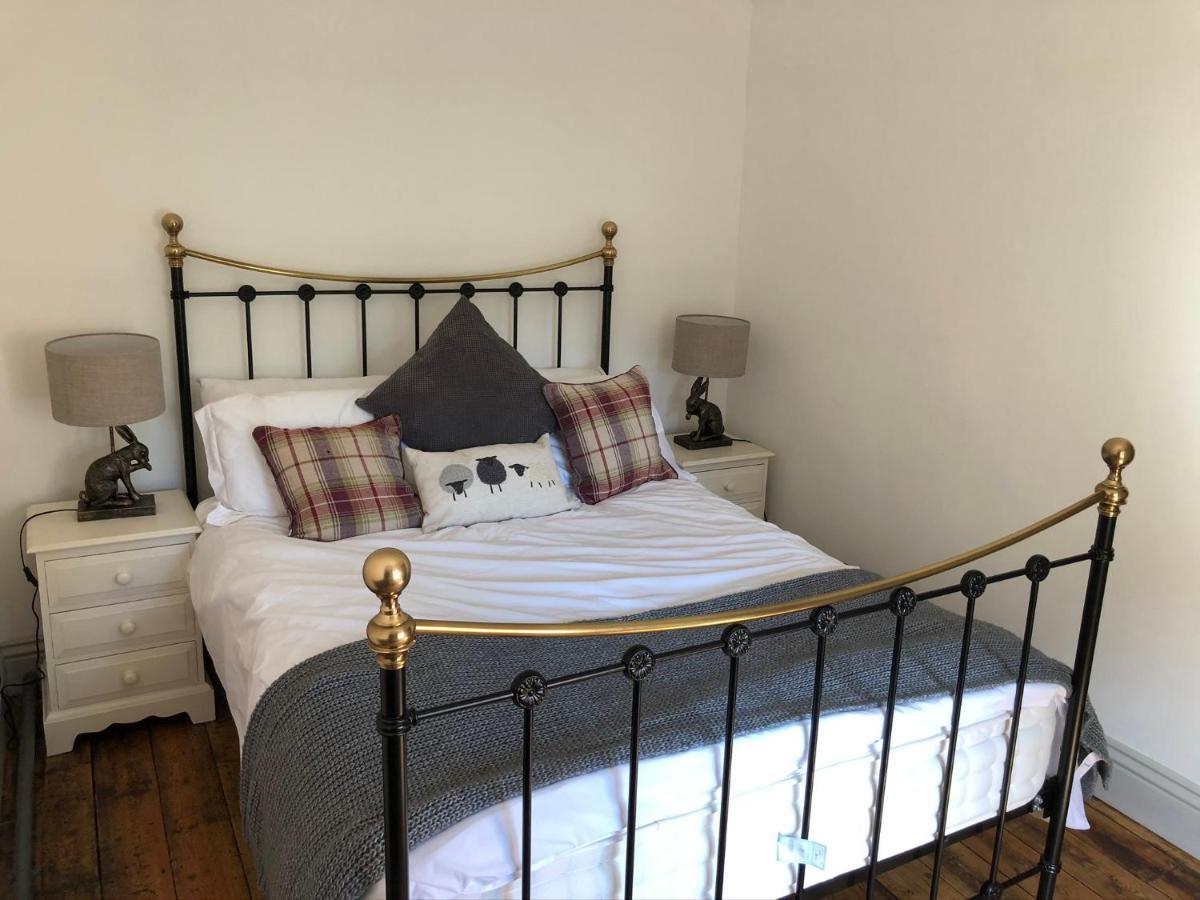 Luxury 3 Bed House On The Estate Of 17th Century Manor House Holiday home