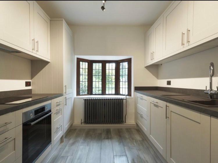 Luxury 3 Bed House On The Estate Of 17th Century Manor House Holiday home *