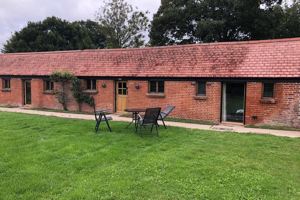 Holiday home Luxury 2 Bed In The Orchard Of A 17th Century Manor House