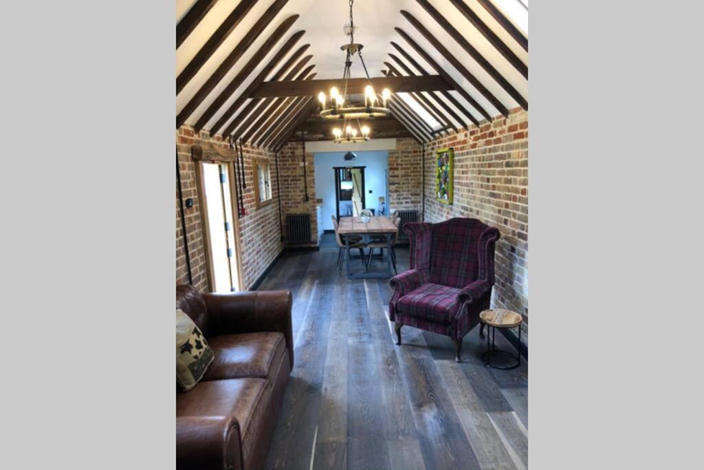 Luxury 2 Bed In The Orchard Of A 17th Century Manor House Colchester