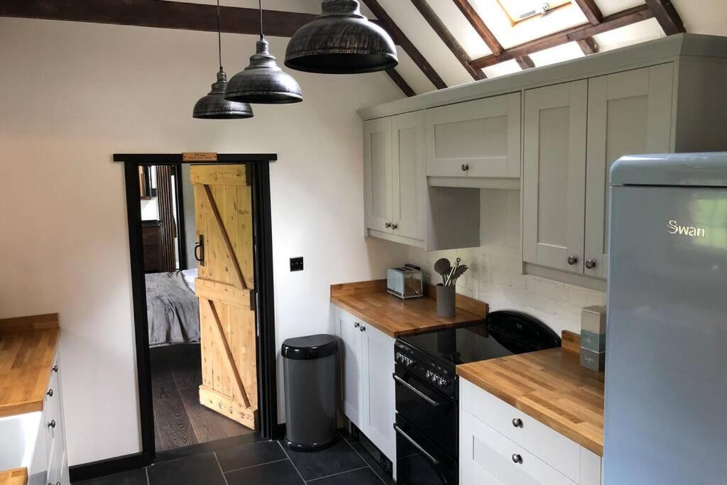 Luxury 2 Bed In The Orchard Of A 17th Century Manor House Colchester