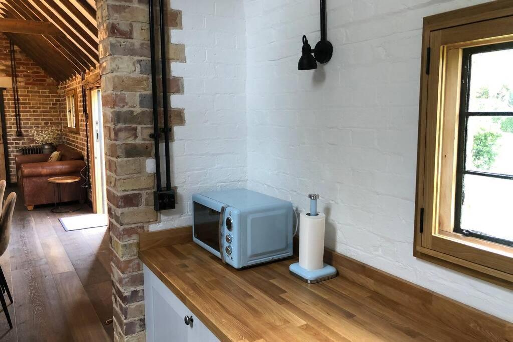 Luxury 2 Bed In The Orchard Of A 17th Century Manor House Holiday home *
