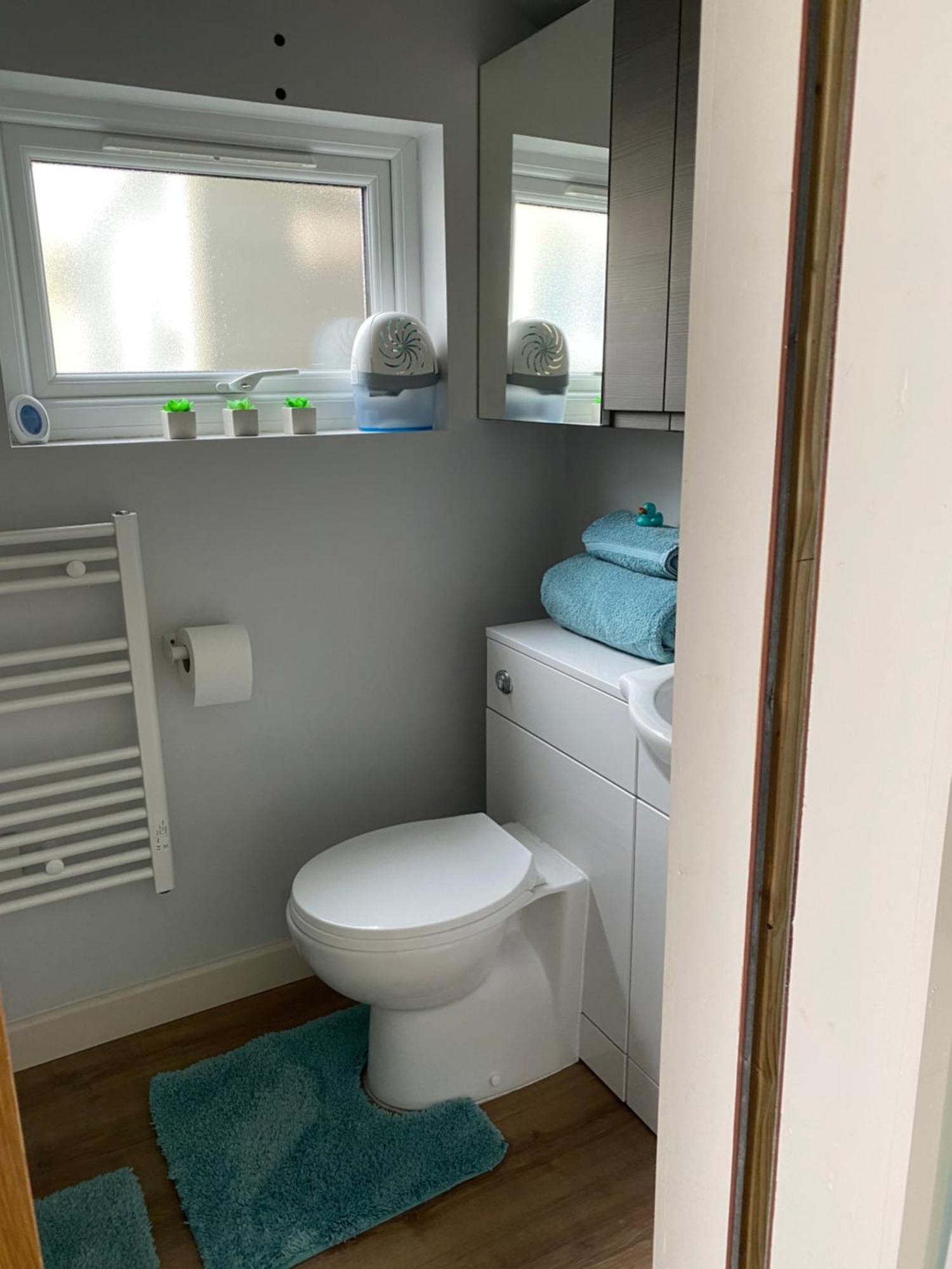 Cosy 1 Bed Garden Annexe