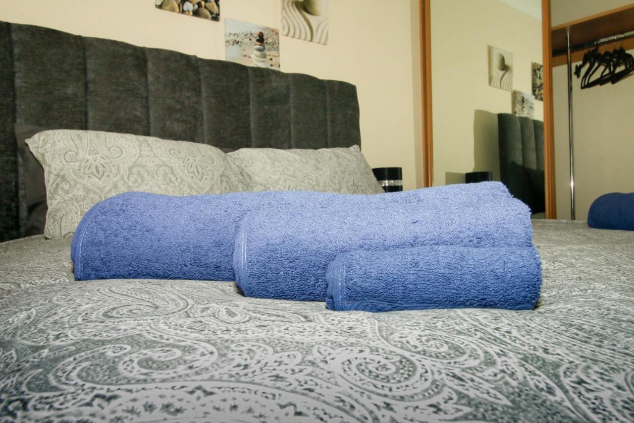 Apartment Spacious Double Bedroom Duplex Near North Station & Town Centre *