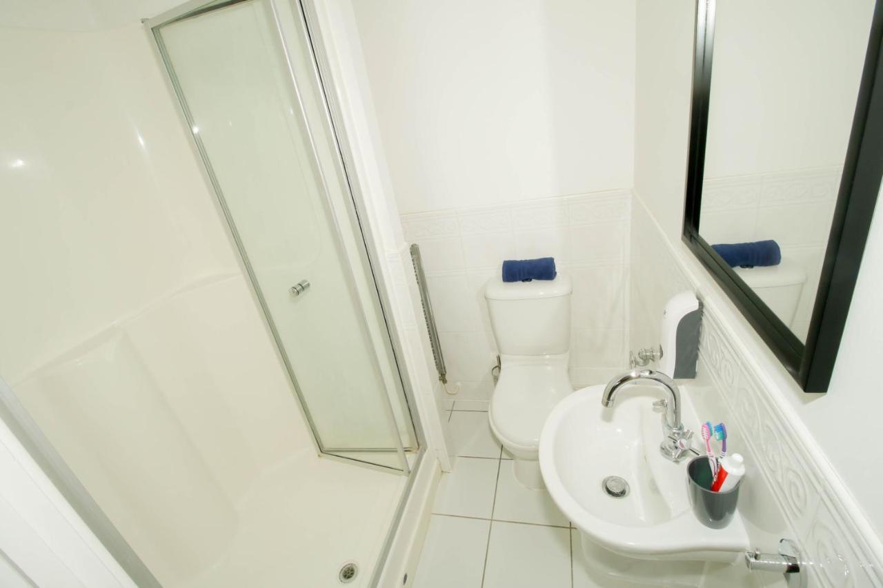 Spacious Double Bedroom Duplex Near North Station & Town Centre Colchester