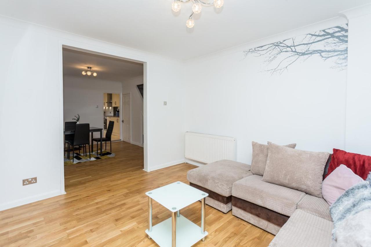 Holiday home The White & Warm, Free Parking & Wifi, 8 Beds *