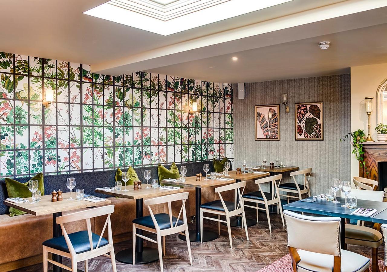 The George 4*