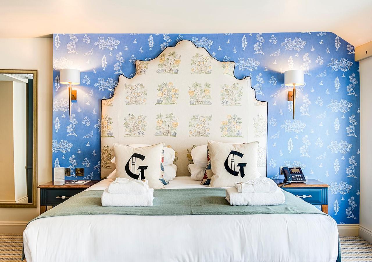 Inn The George 4*