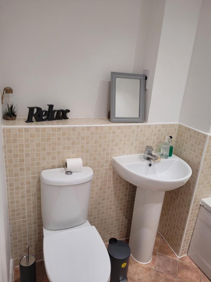 Apartment Catchpole Stays: Field View Near Centre Colchester