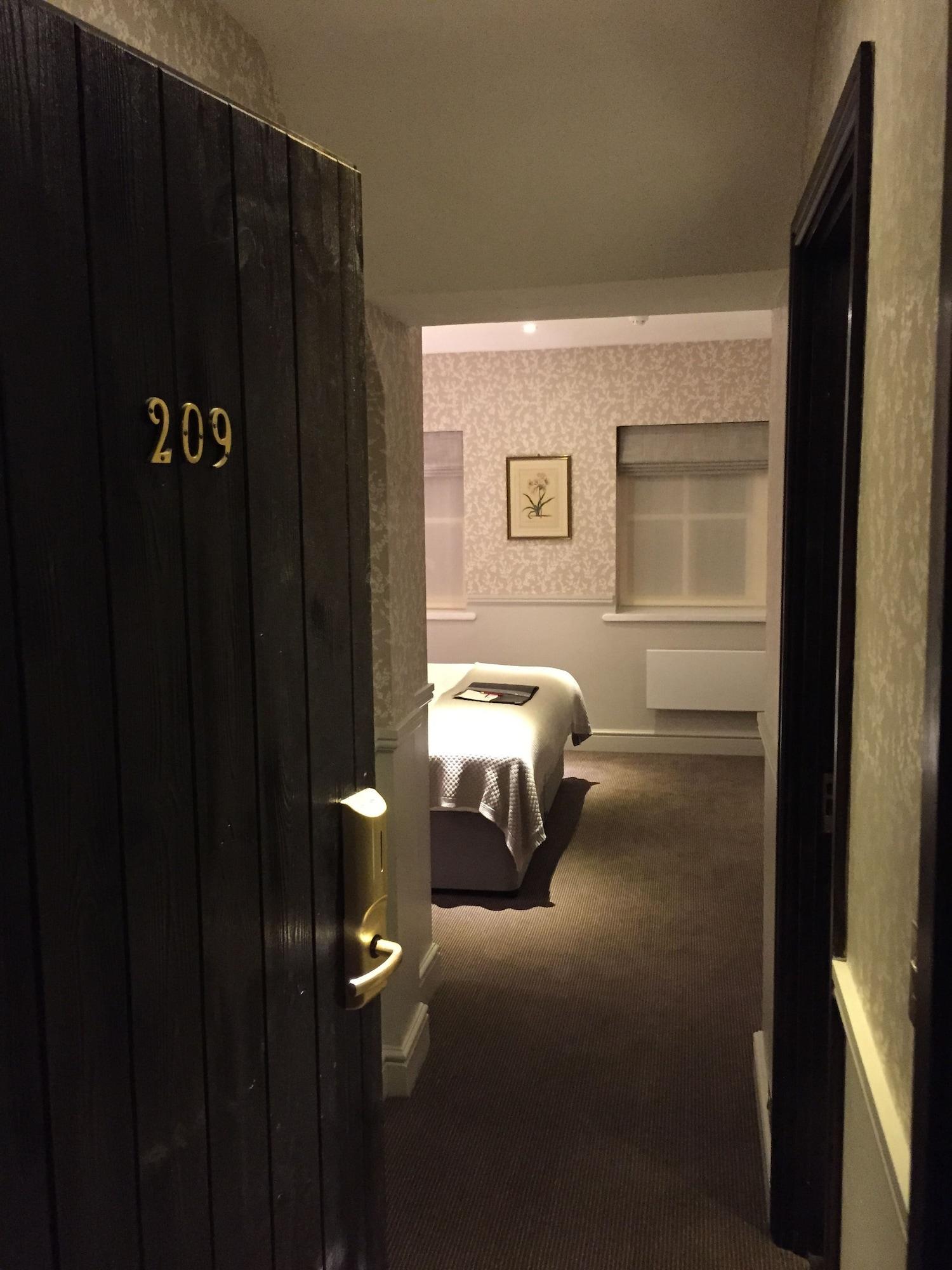 Best Western The Rose & Crown Hotel Colchester