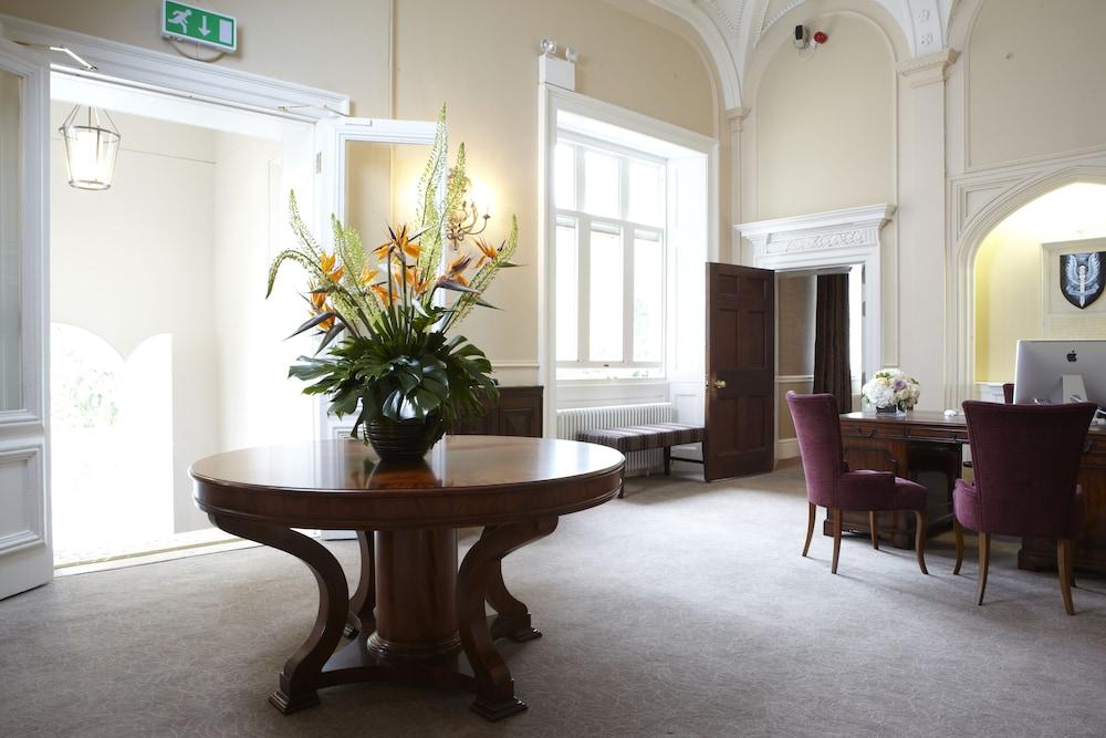 Hotel Wivenhoe House