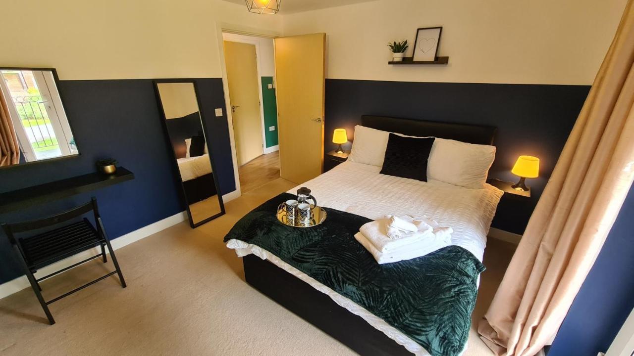 Apartment Spacious Entire Apartment, Quiet Central Location *
