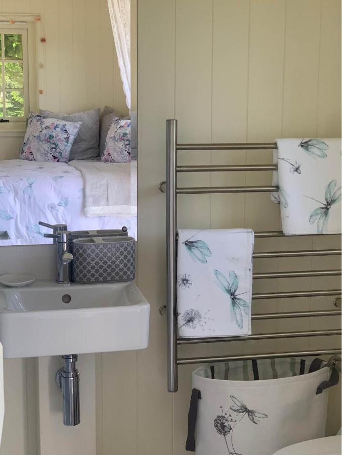Luxury tent The Dragonfly Shepherds Hut Colchester