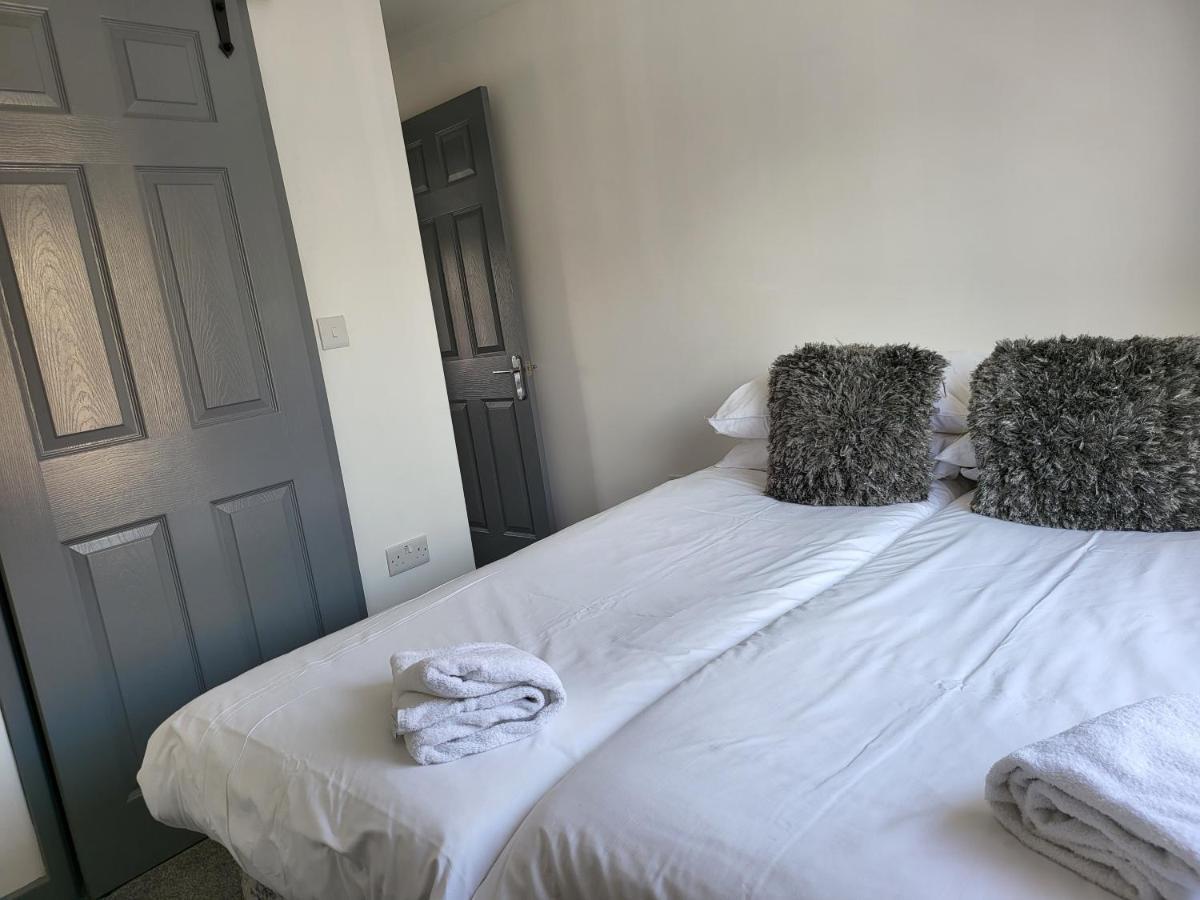 Apartment Vetrelax Three Bedroom House Colchester