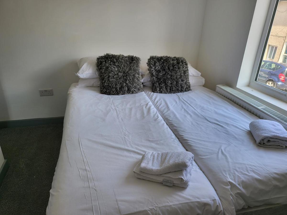Vetrelax Three Bedroom House Apartment Colchester