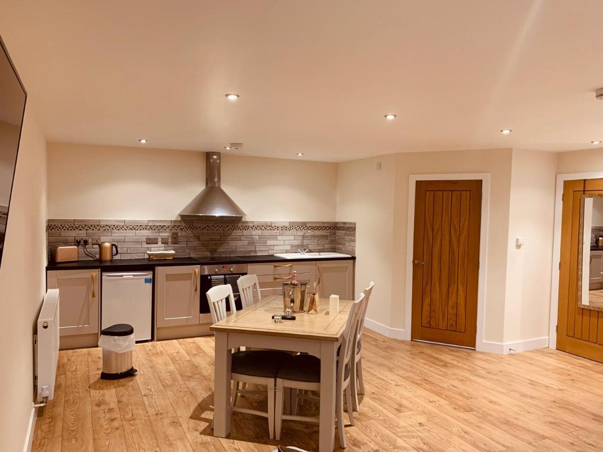 Plumptons Farm Lodge Colchester