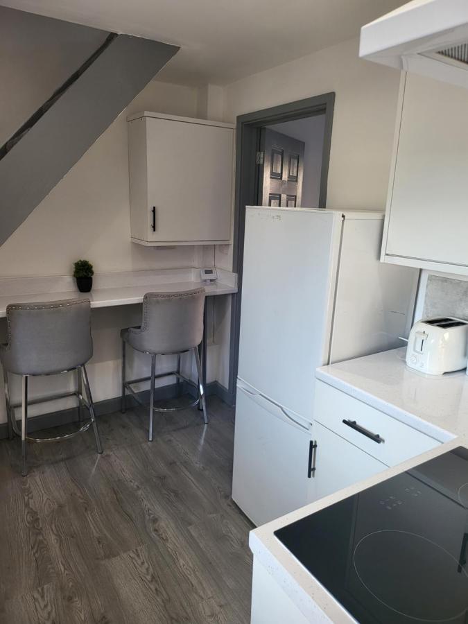 Vetrelax Three Bedroom House Apartment Colchester