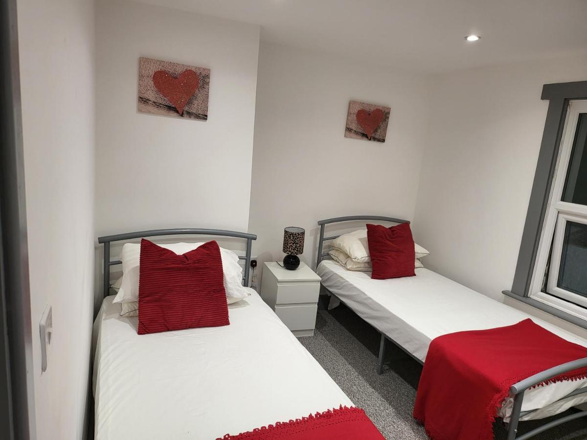 Vetrelax 4bedroom House With Garden And Parking *