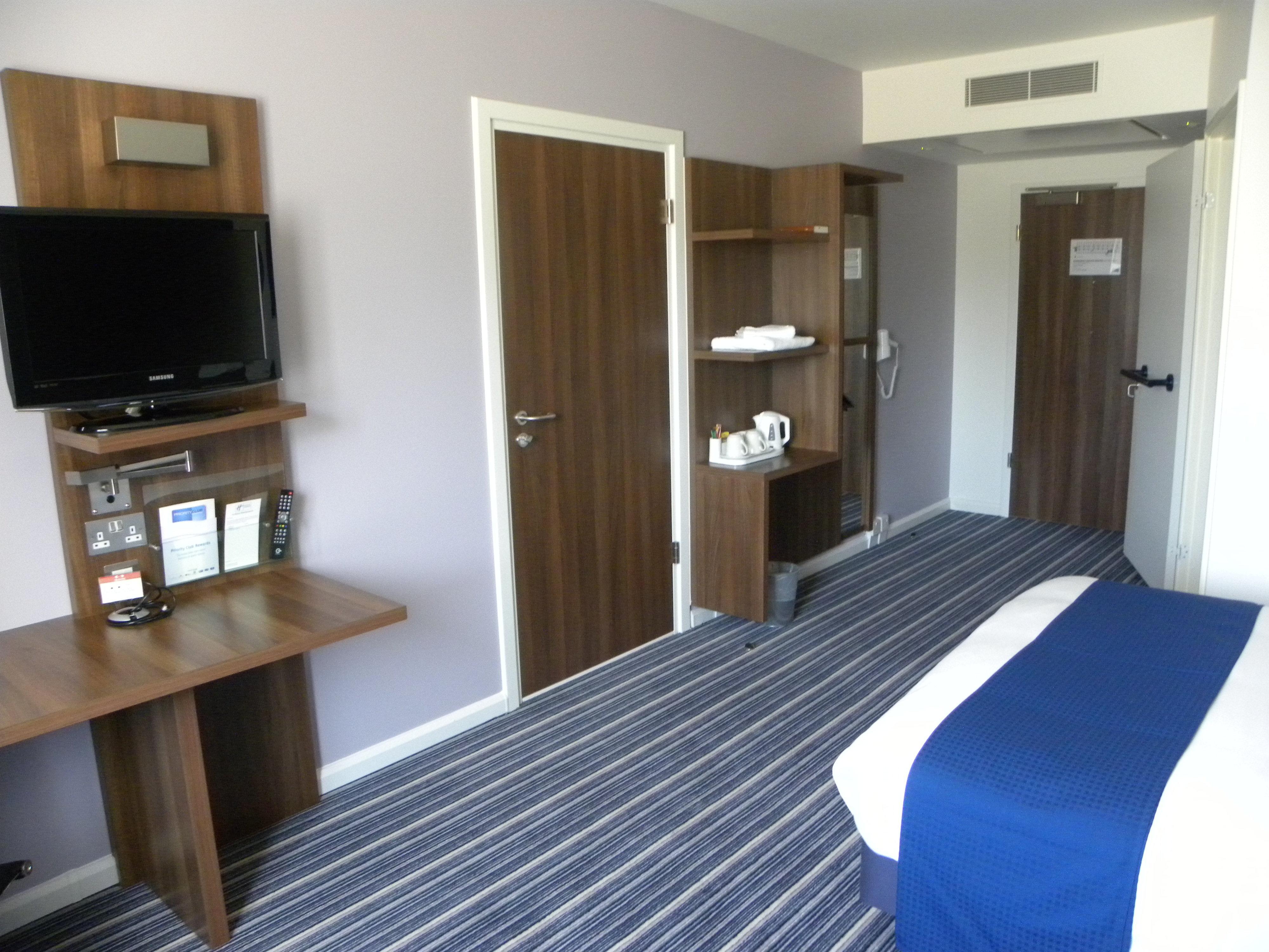 Express By Ihg Hotel 3*
