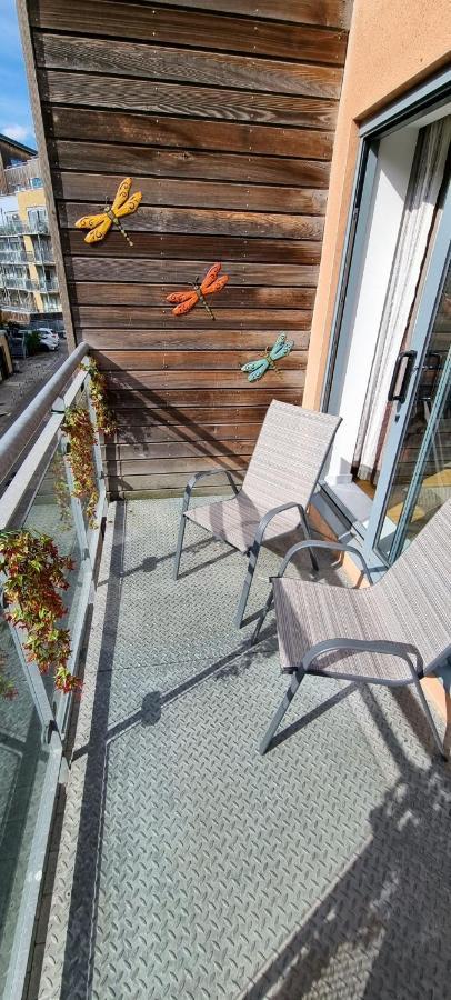 360 Serviced - Marine Quay - 1 Double Bedroom * Colchester