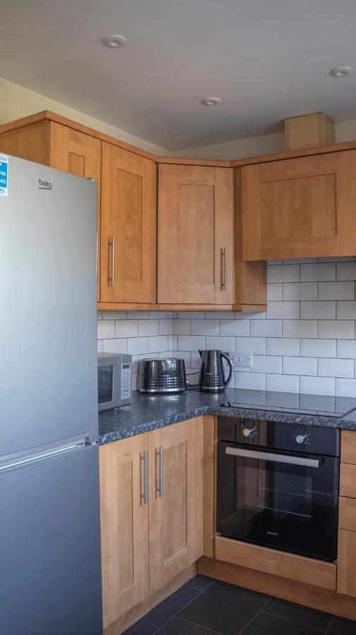 Lovely 3-bedroom In Apartment