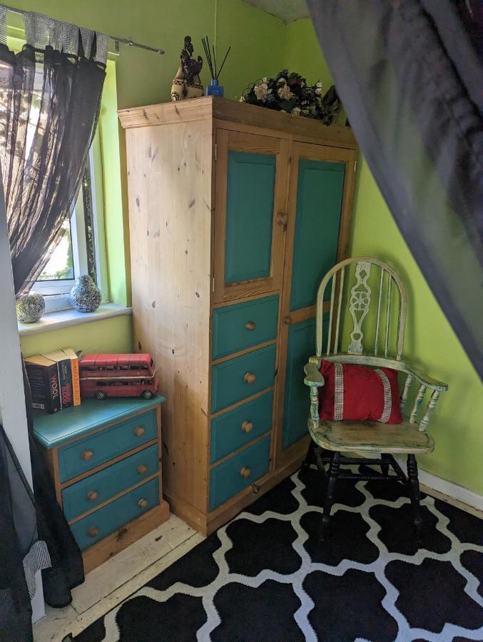 Quaint & Quirky House Town Centre Homestay