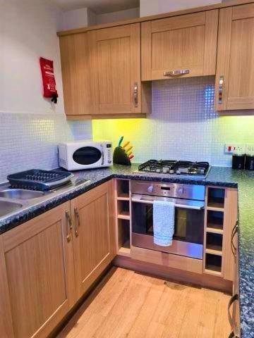 Apartment Catchpole Stays: Field View Near Centre